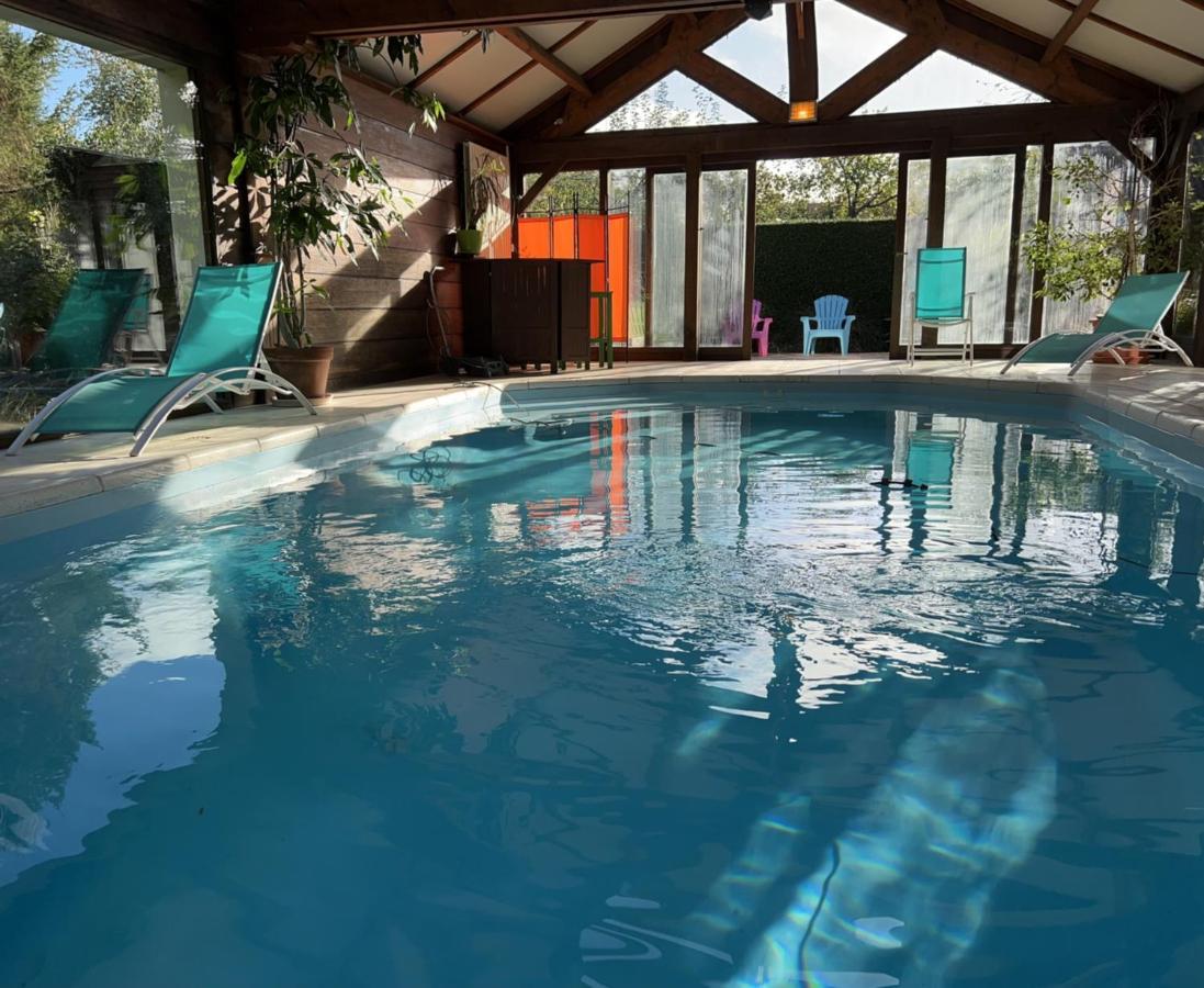 Maison Avec Piscine Et Sauna A Vire Экстерьер фото
